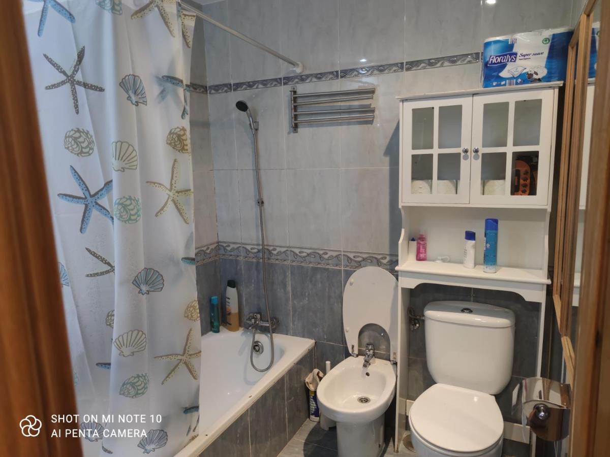 Апартаменти Habitacion L Мадрид Екстер'єр фото